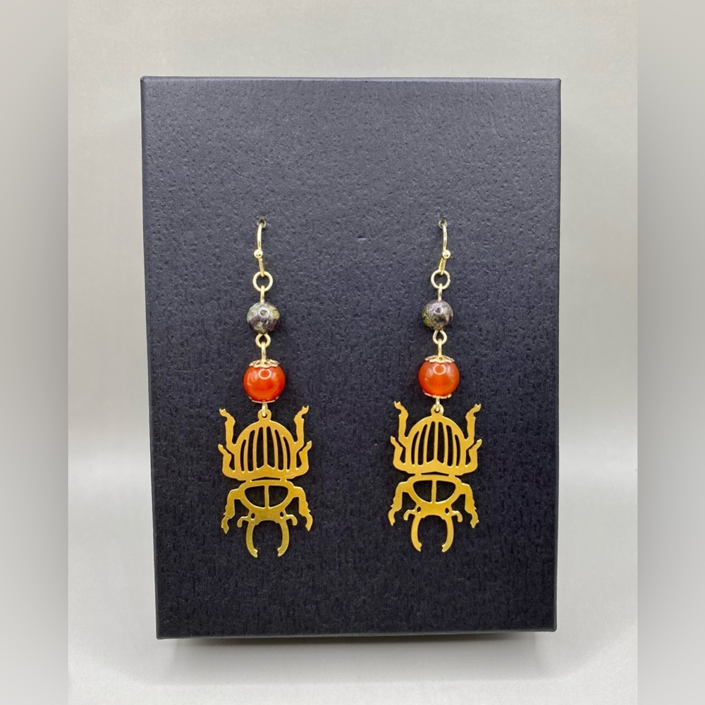 🪲Stag Beetle Dragon’s Blood Carnelian Earrings